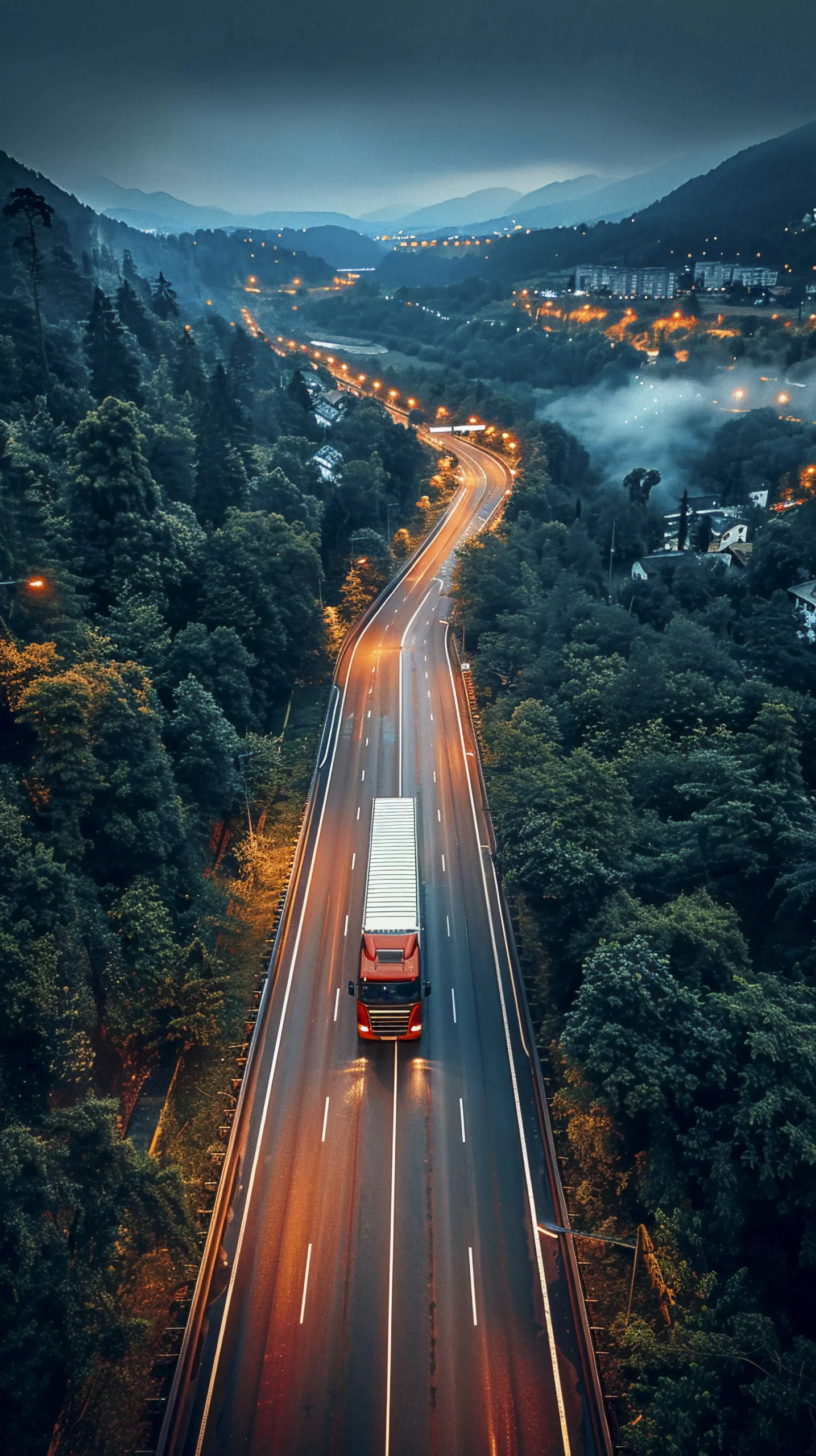 escena con operaciones y procedimientos logisticos fotorrealistas Diego Segura Transporte Carretera